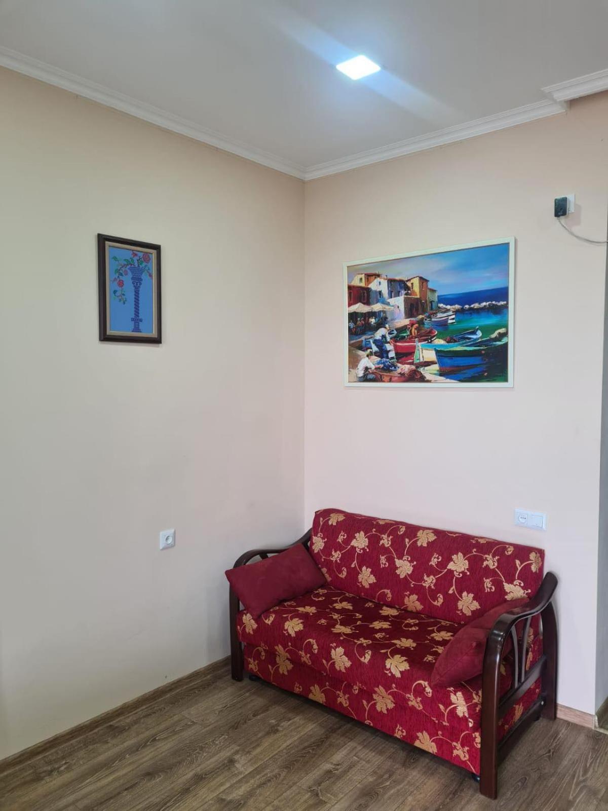Camellia Ξενοδοχείο Κουτάισι Εξωτερικό φωτογραφία